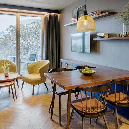 Ξενοδοχείο με διαμερίσματα Downtown Mitte-wedding 4*