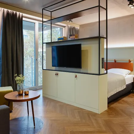 Downtown Mitte-wedding