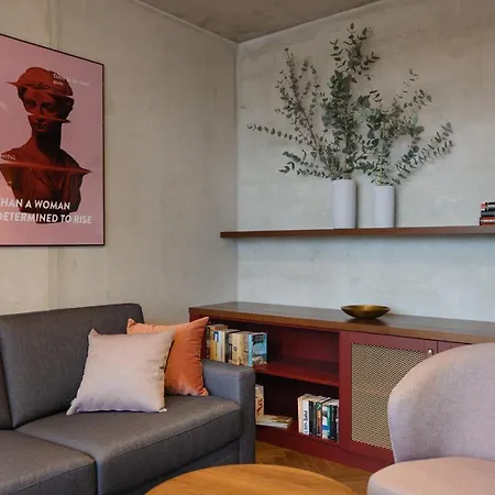 Downtown Mitte-wedding Apartmanhotel 4*