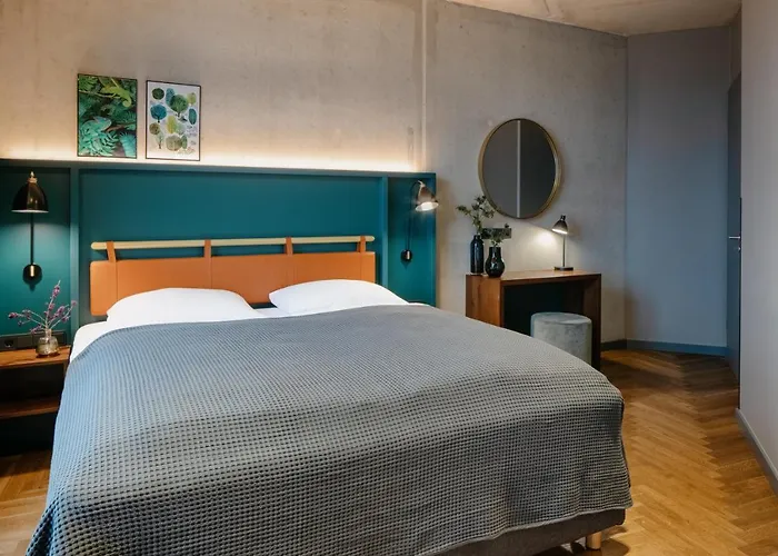 Aparthotel Downtown Mitte-wedding 4*