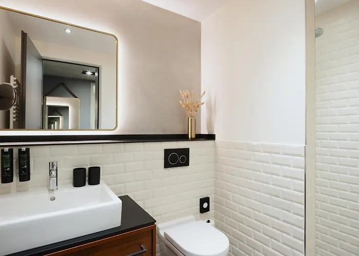 Downtown Mitte-wedding 4* ברלין