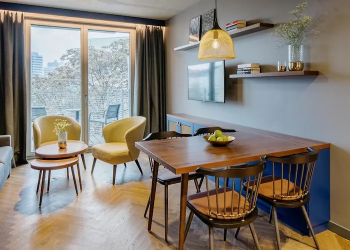 Appart hôtel Downtown Mitte-wedding 4*