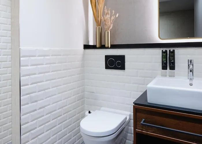 Apart Otel Downtown Mitte-wedding 4*